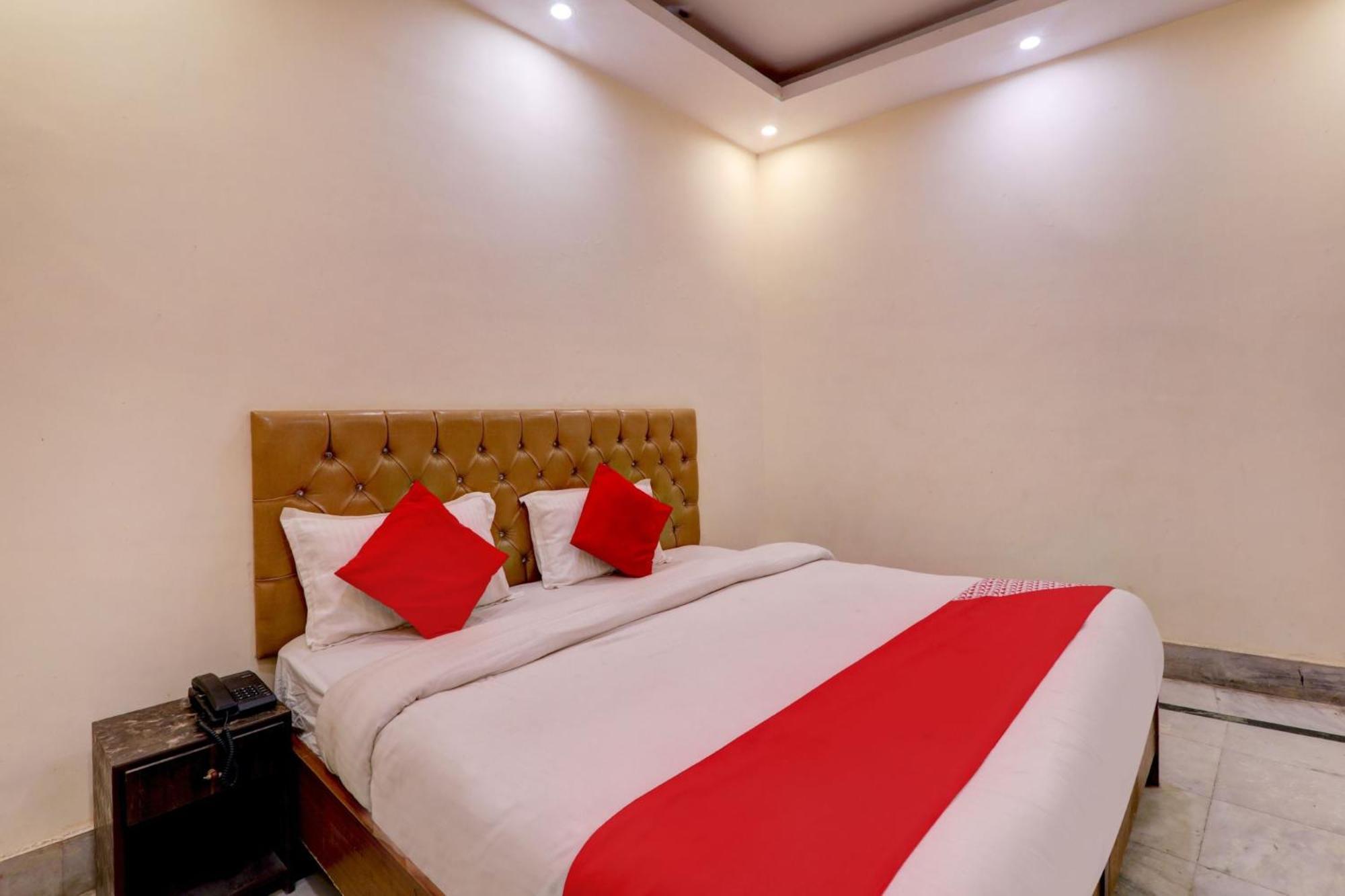 Hotel O Moon Palace Near Sahara Ganj Mall Lucknow Exterior foto